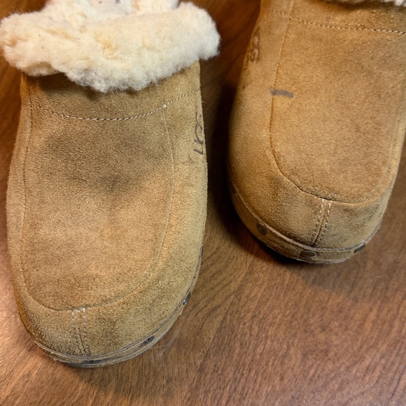 Vintage Ugg Tan Sheepskin Lined Wood Soled Clogs size 7/38 - Picture 12 of 16